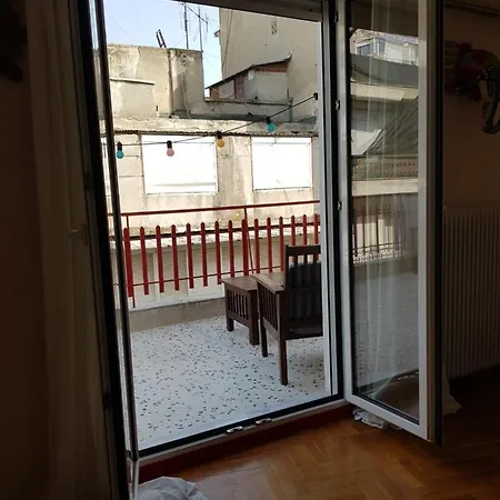 Apartment Quiet Centre With Large Balcony *